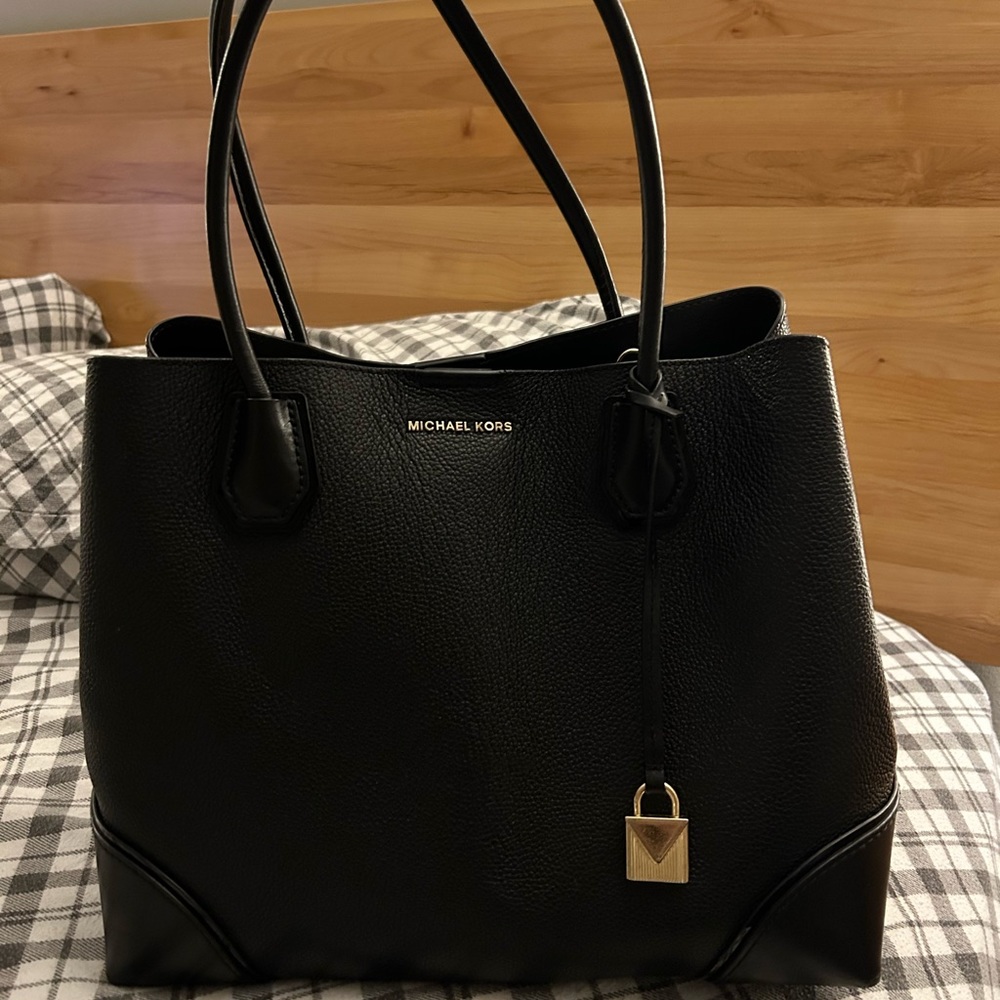 Michael Kors large shoulder bag